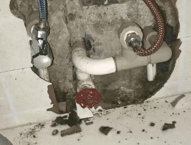 桑日卫生间漏水维修公司专业为您介绍下桑日查漏水的服务流程是怎么样的。首先需求找专业的师傅走效